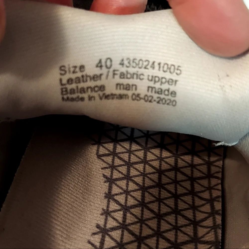 Dansko Waterproof Suede Sneaker Size 40